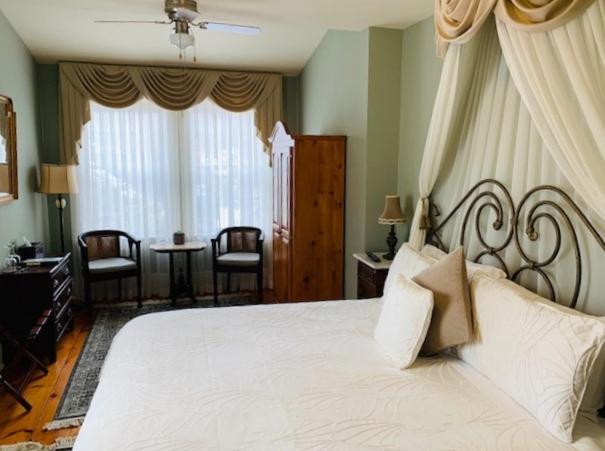 Brockamour Manor Bed And Breakfast Niagara-on-the-Lake Zewnętrze zdjęcie